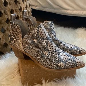 Dolce Vita snakeskin vented ankle booties